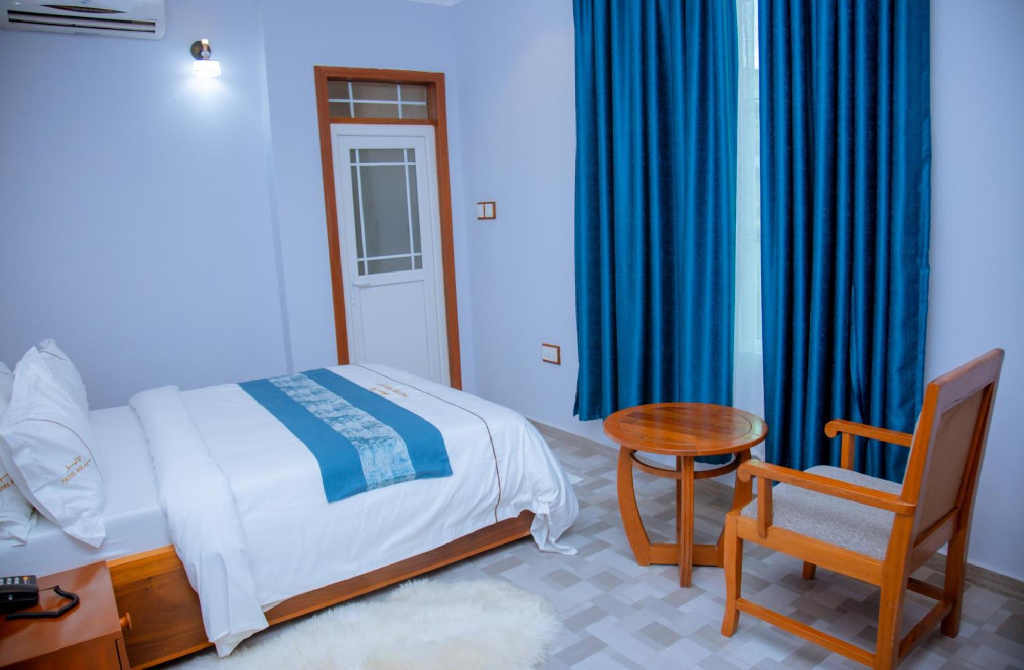 Hotel Rolax Dar es Salaam Exterior foto